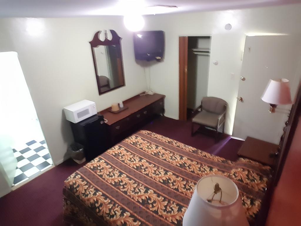 Travelers Motel Elko Ruang foto