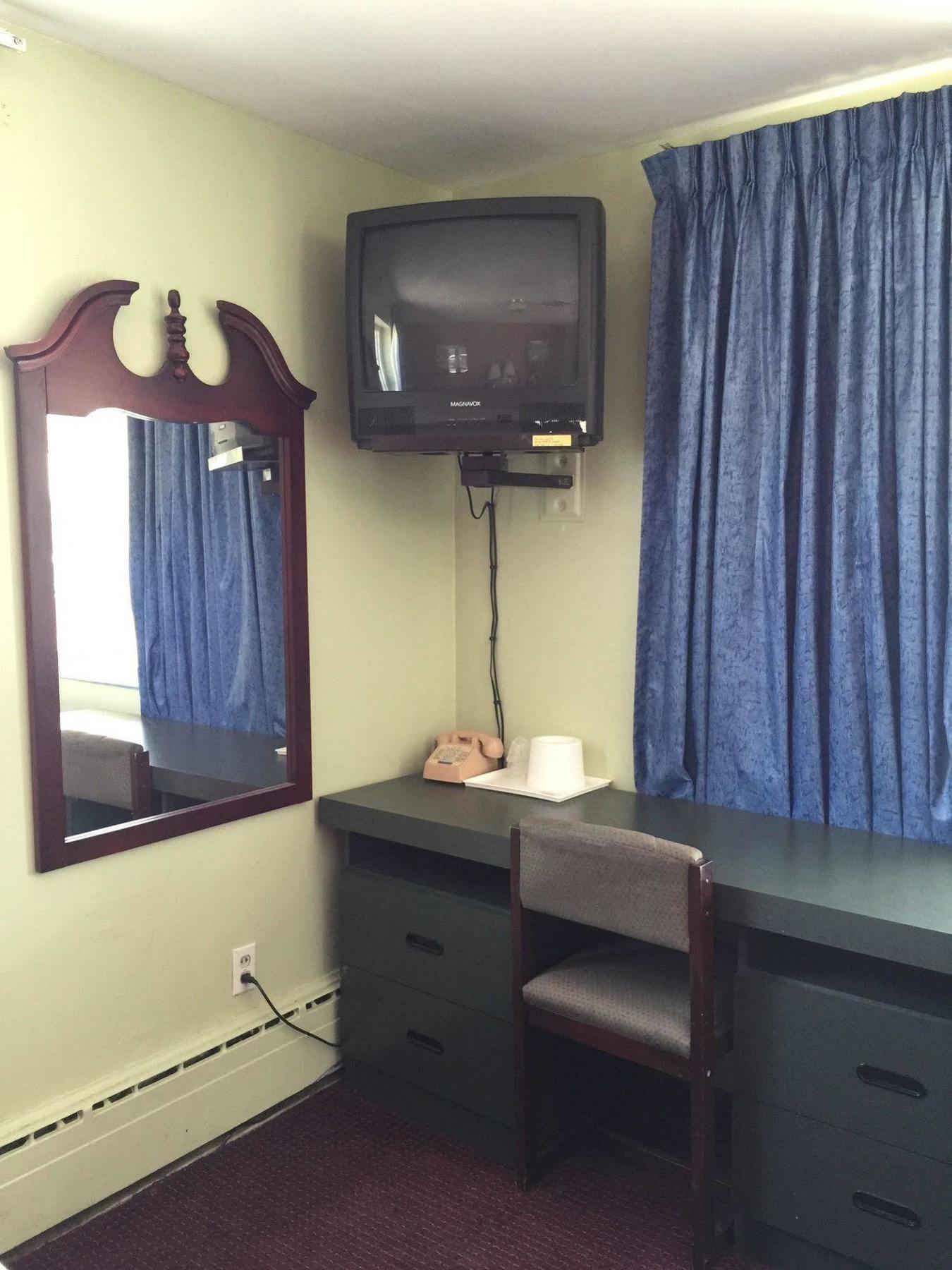 Travelers Motel Elko Bagian luar foto