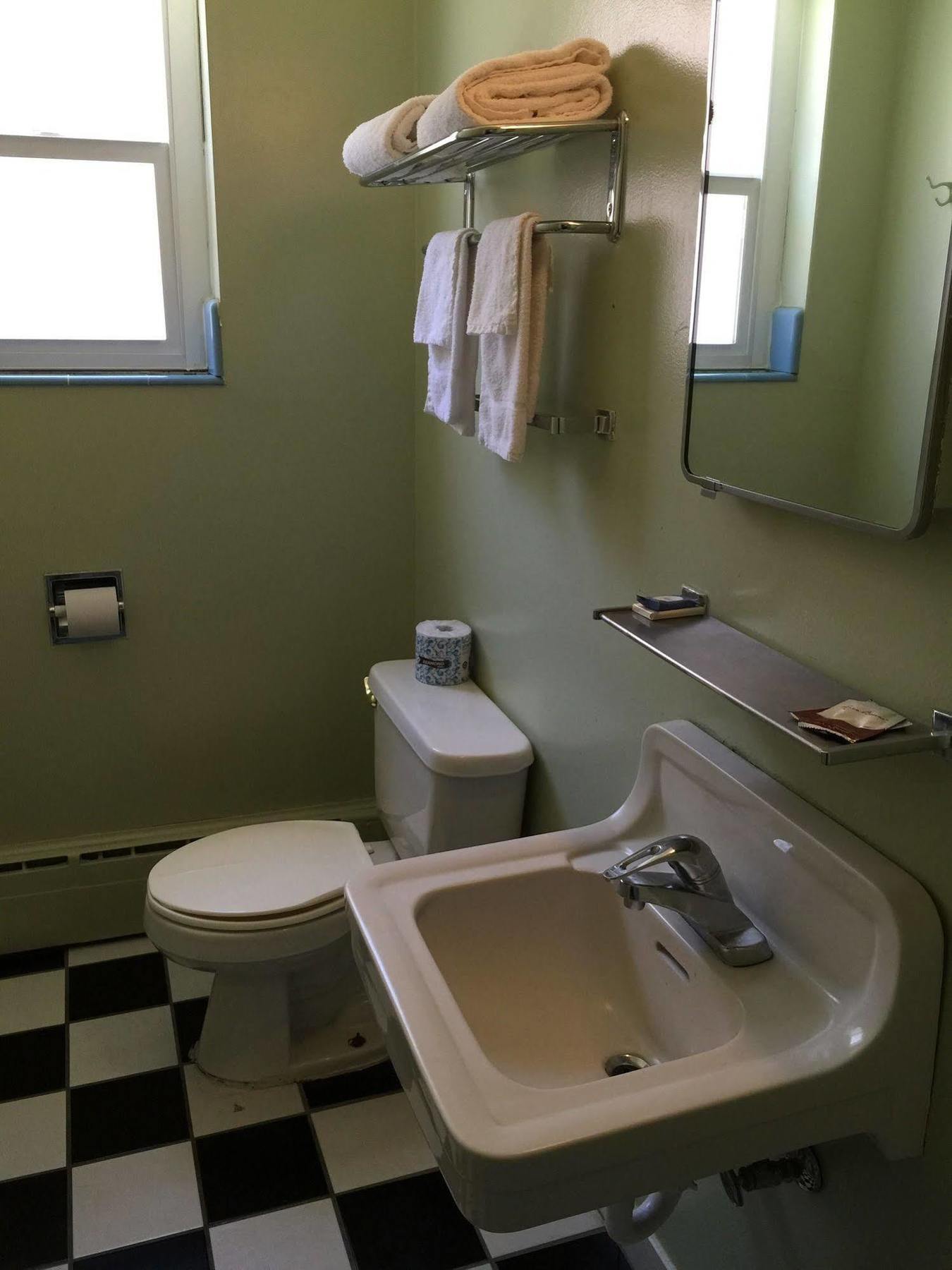 Travelers Motel Elko Bagian luar foto